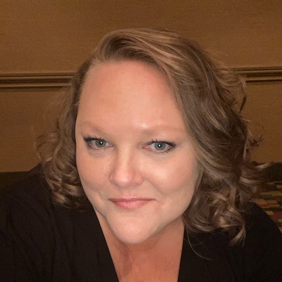 Meet your Posher, Sherry - Picture 1 of 1